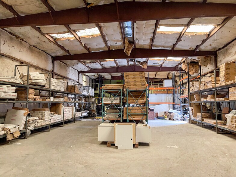 More Photos Of 41220 Highway 42, Prairieville Warehouse For Sale