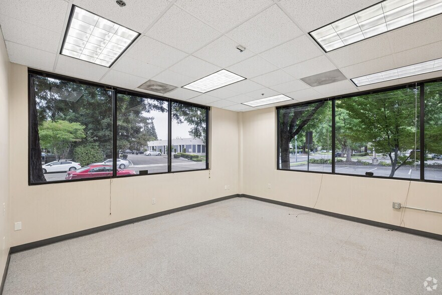 More Photos Of 11130 Sun Center Dr, Rancho Cordova Industrial For Sale