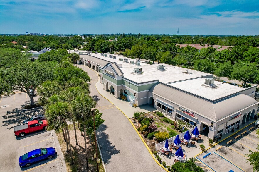 More Photos Of 800 Pinebrook Rd, Venice Unknown For Lease