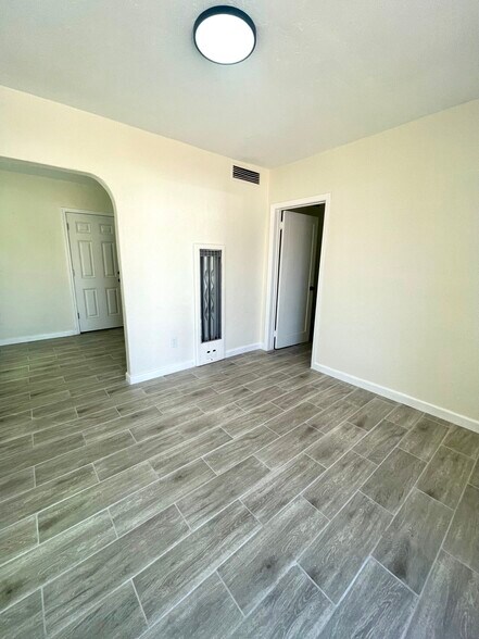 More Photos Of 2714 N Hopi Pl, Tucson Apartments For Sale