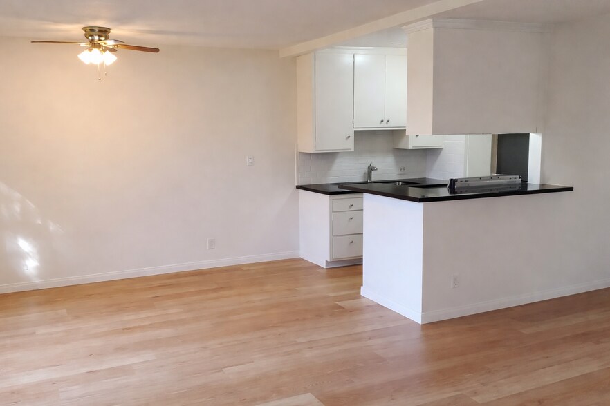 More Photos Of 12757 Caswell Ave, Los Angeles Apartments For Sale