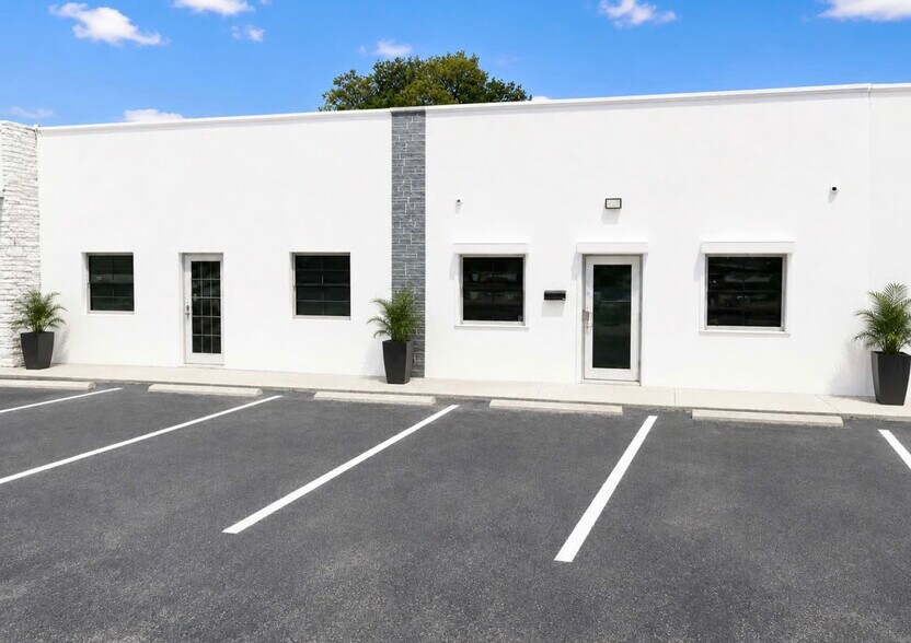 Primary Photo Of 6851 Bird Rd, Miami Freestanding For Lease