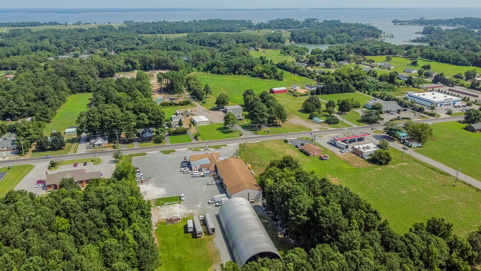 More Photos Of 16552 General Puller Hwy, Deltaville Specialty For Sale