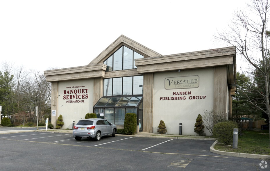 More Photos Of 2214 Route 37 E, Toms River Office For Lease