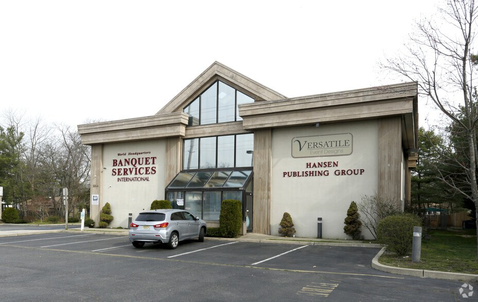 More Photos Of 2214 Route 37 E, Toms River Office For Lease