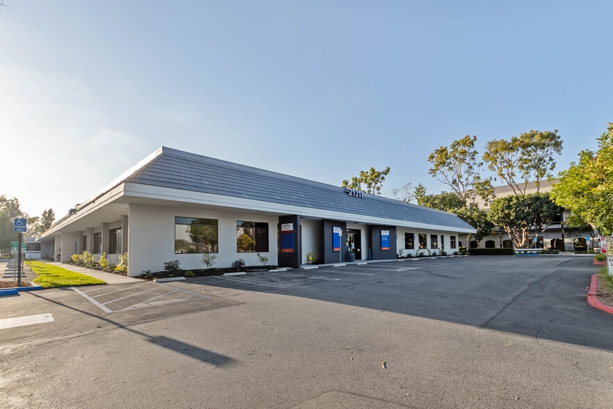 More Photos Of 3400 Torrance Blvd, Torrance Unknown For Lease