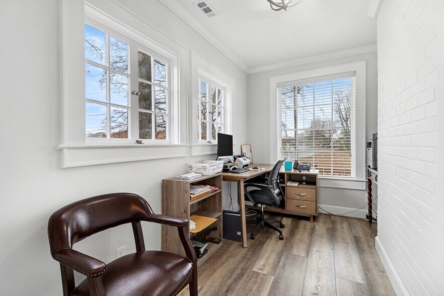 More Photos Of 783 Grove St N, Dahlonega Office For Sale