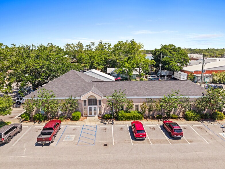 More Photos Of 106 W Myrtle Ave, Foley Office For Sale