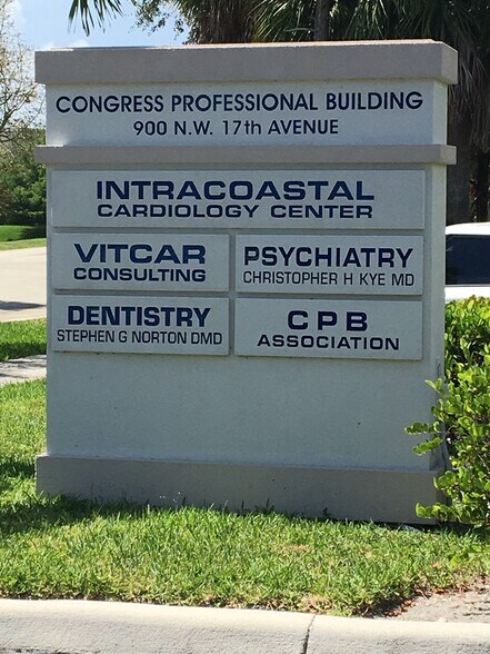 More Photos Of 900 NW 17th Ave, Delray Beach Medical For Sale