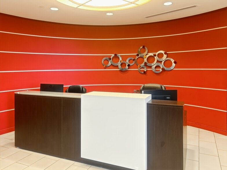 Primary Photo Of 410 Peachtree Pky, Cumming Coworking Space