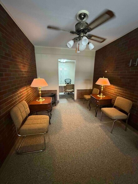 More Photos Of 3127 W Emaus Ave, Allentown Office Residential For Sale