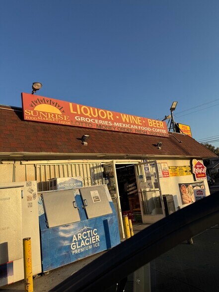 More Photos Of 527 S Sunrise Ave, Madera Freestanding For Sale