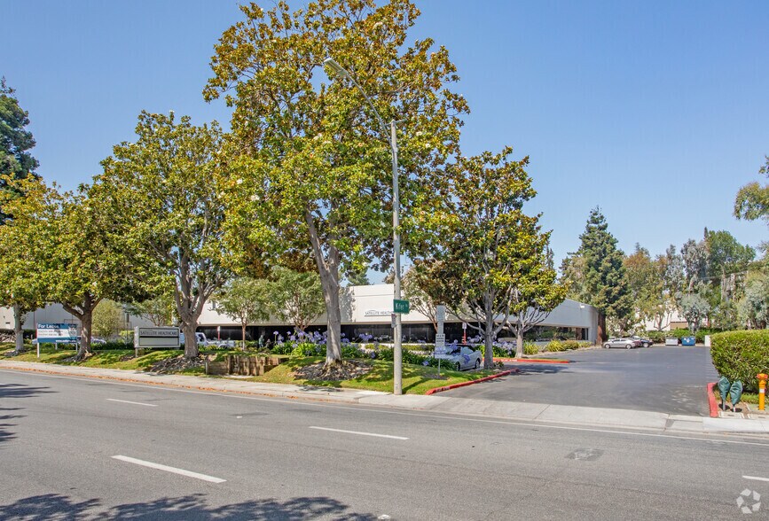 More Photos Of 145-155 N Wolfe Rd, Sunnyvale Flex For Sale