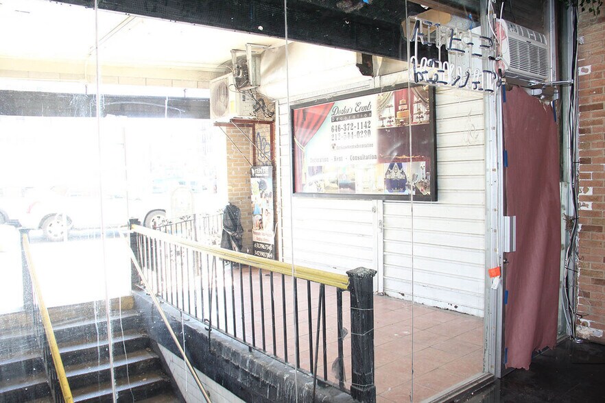 More Photos Of 4761-4779 Broadway, New York Apartments For Lease