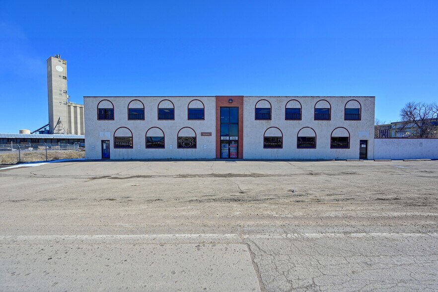 More Photos Of 5750 N Pecos St, Denver Flex For Sale