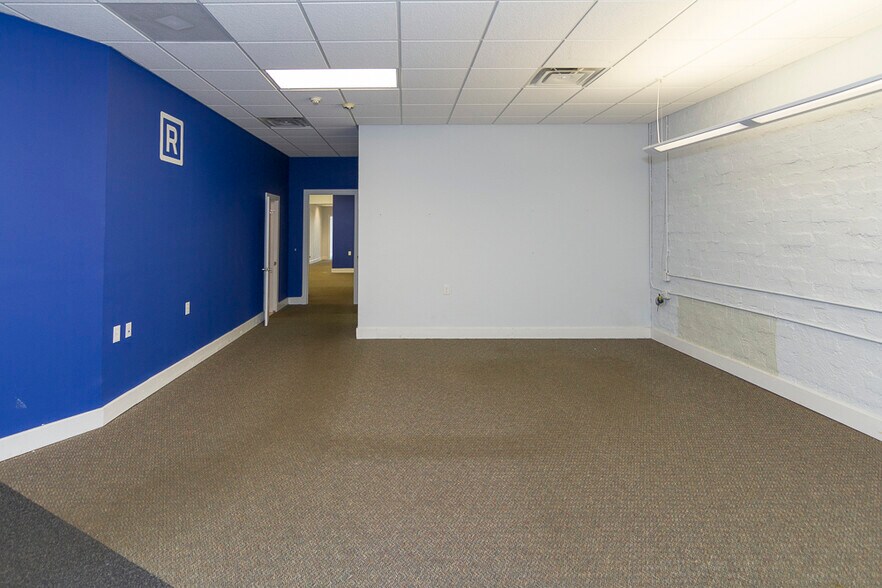 More Photos Of 2718 Piedmont Rd NE, Atlanta Office For Lease
