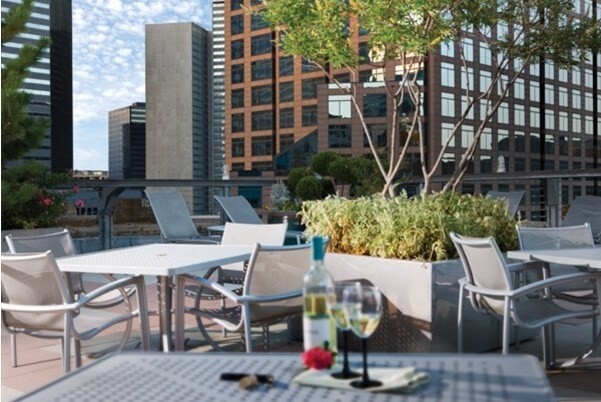 More Photos Of 1623 Main St, Dallas Apartments For Lease