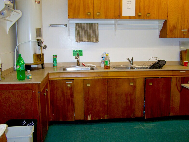 More Photos Of 27 Church St, Pulaski Religious Facility For Sale