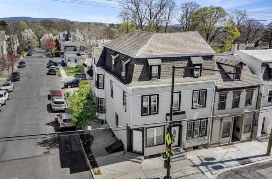 Primary Photo Of 133 Cattell St, Easton Apartments For Sale