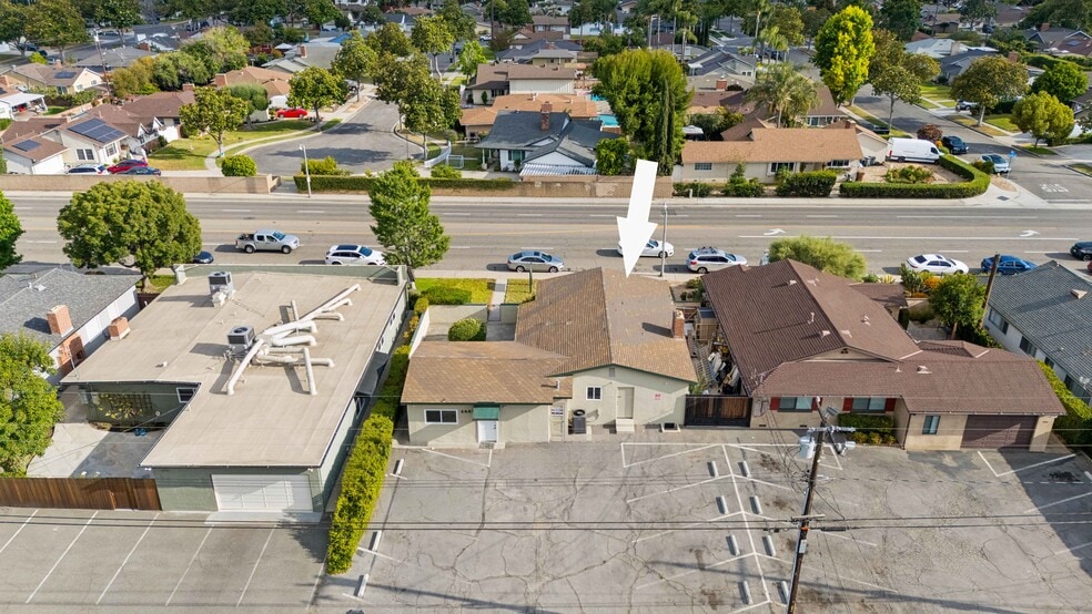 More Photos Of 1457 E Chapman Ave, Fullerton Office For Sale