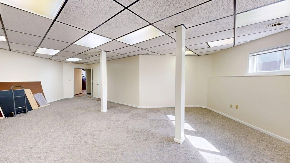 More Photos Of 1445 Avenue B, Billings Office For Sale