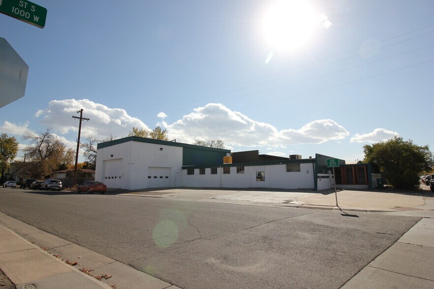 More Photos Of 3800 S Jason St, Englewood Warehouse For Lease