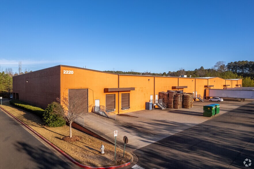 More Photos Of 2220 Airport Industrial Dr, Ball Ground Warehouse For Lease