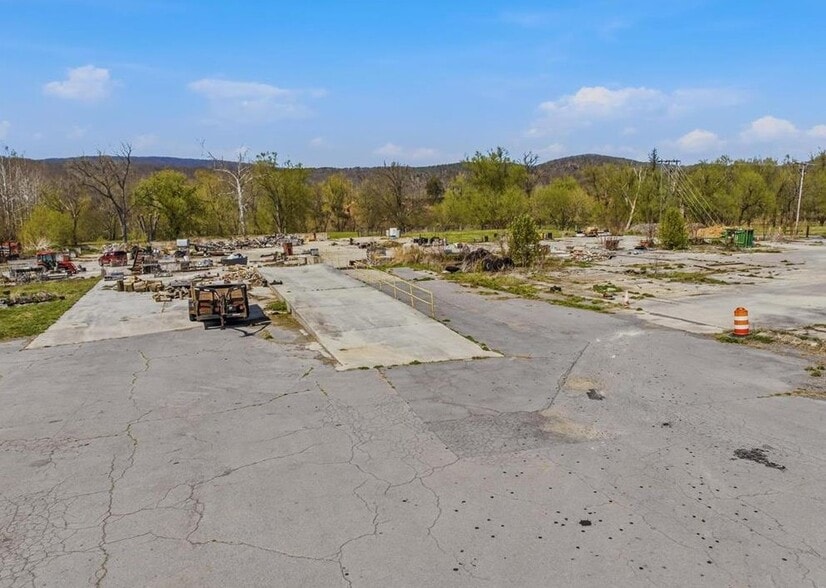 More Photos Of 86 Henry W Miller Blvd, Paw Paw Land For Sale