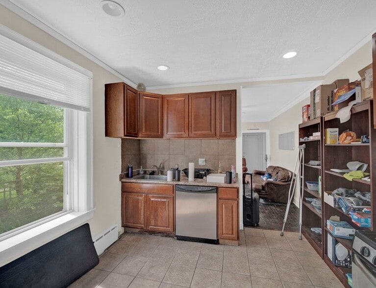 More Photos Of 1103 Simpson St, Evanston Apartments For Sale