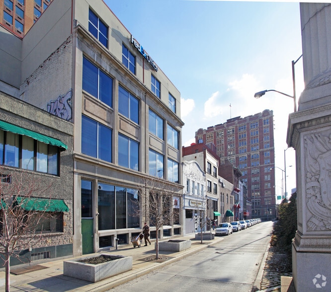 More Photos Of 208-210 Grant St, Pittsburgh Medical For Lease