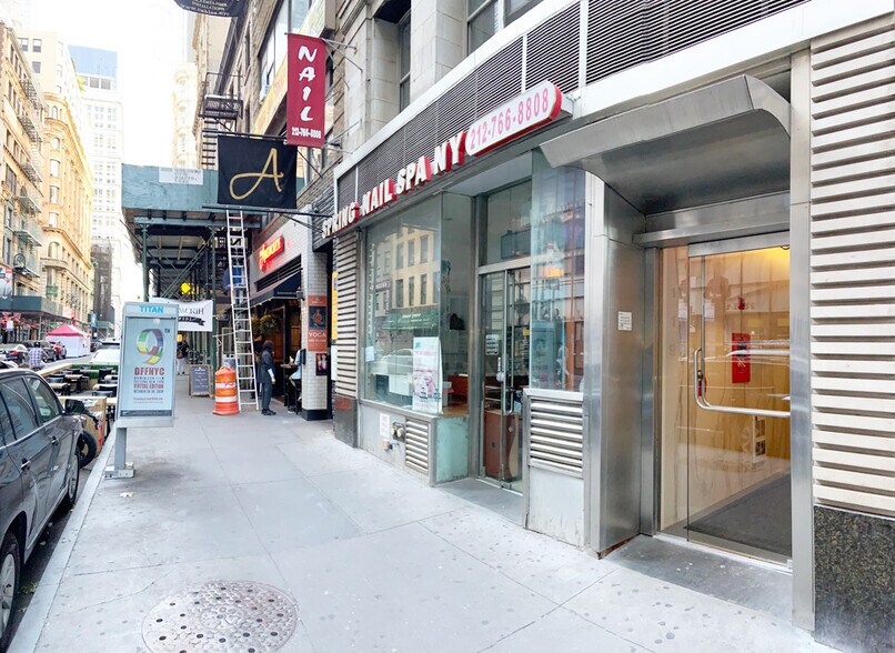 More Photos Of 119 Fulton St, New York Apartments For Lease