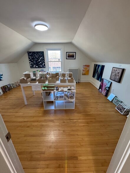 More Photos Of 168 13th Ave NE, Minneapolis Storefront Retail Office For Lease