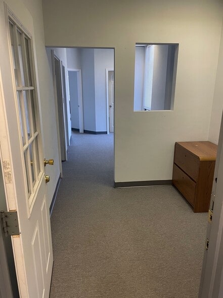 More Photos Of 138 S Rosemont Rd, Virginia Beach Medical For Lease