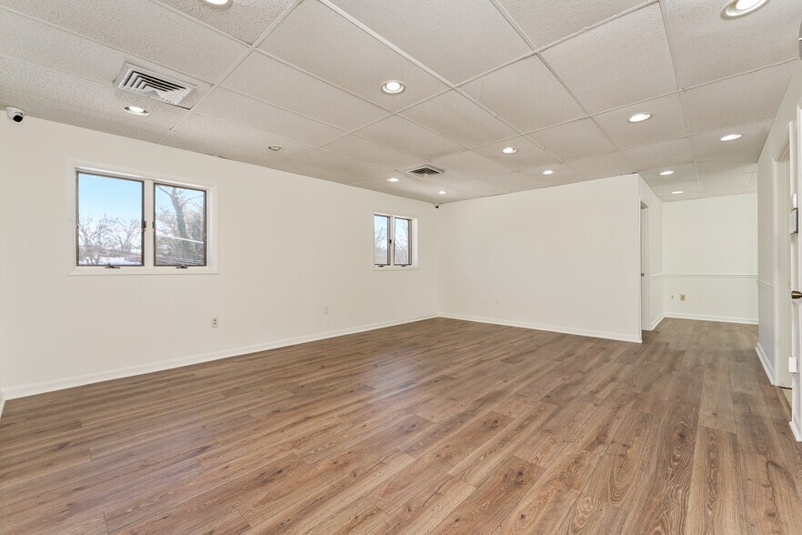 More Photos Of 10875 Main St, Fairfax Medical For Lease