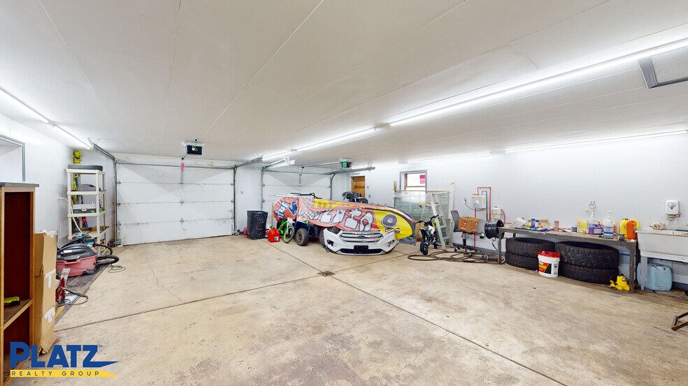 More Photos Of 523 E Western Reserve Rd, Poland Auto Dealership For Sale