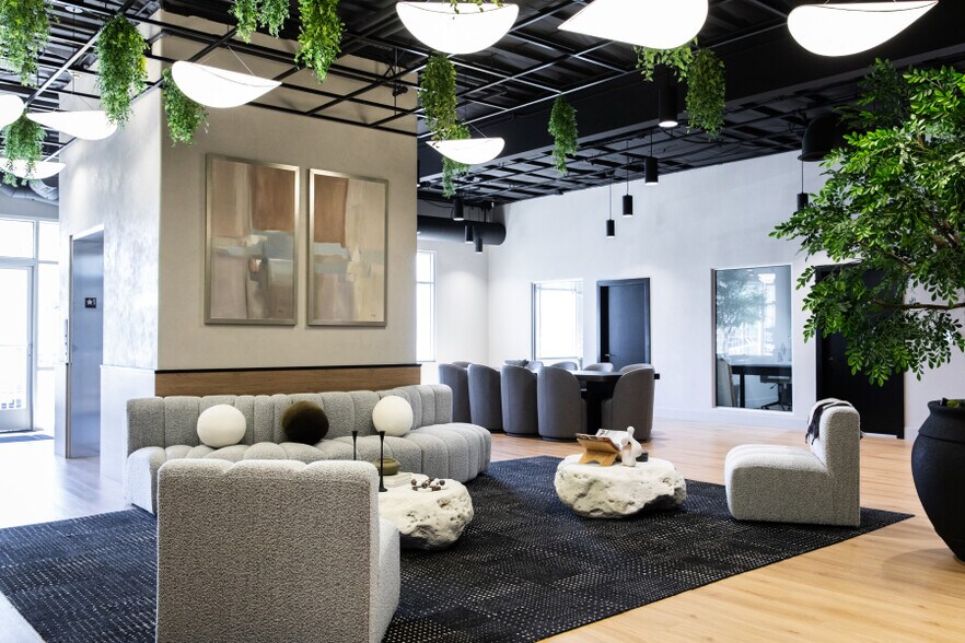 More Photos Of 2252 Pama Ln, Las Vegas Loft Creative Space For Lease