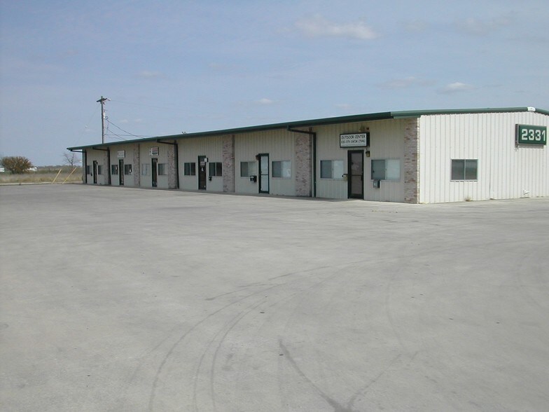 More Photos Of 2331 N Hwy 46, Seguin Light Distribution For Lease