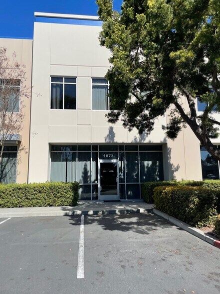 More Photos Of 1863-1885 Concourse Dr, San Jose Light Manufacturing For Lease