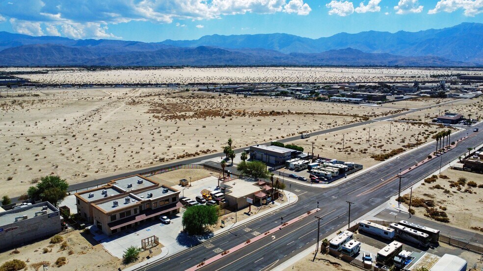 More Photos Of 72885 Ramon Rd, Thousand Palms General Retail For Sale