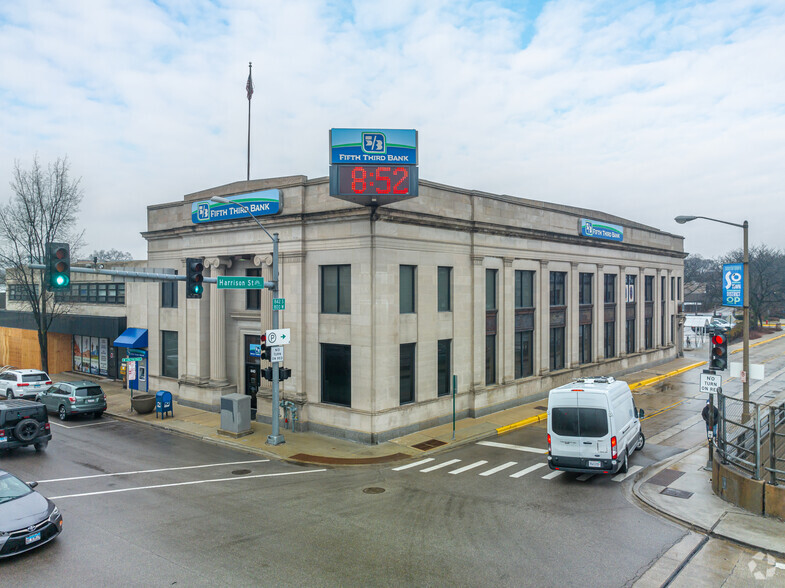 Primary Photo Of 840 S Oak Park Ave, Oak Park Medical For Lease