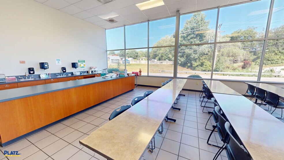 More Photos Of 15258 State Route 170, Calcutta Freestanding For Sale