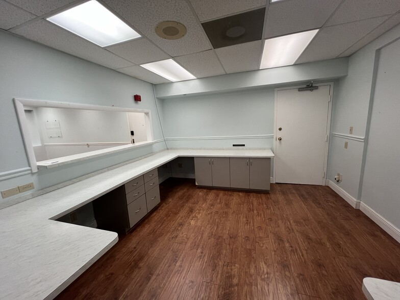 More Photos Of 13801 Bruce B Downs Blvd, Tampa Medical For Sale