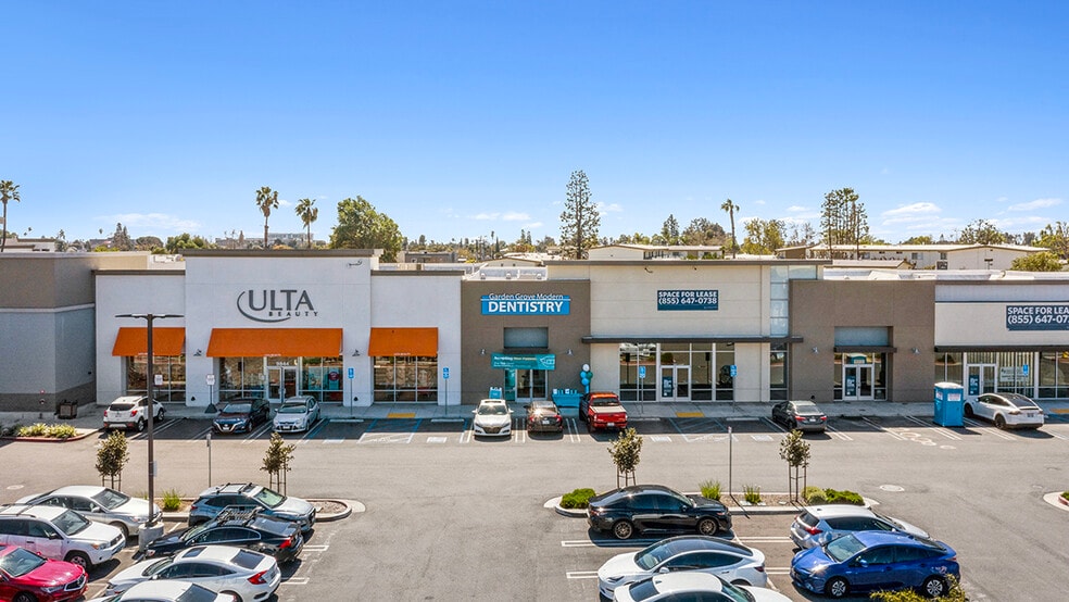 More Photos Of 9852 Chapman Ave, Garden Grove Unknown For Lease