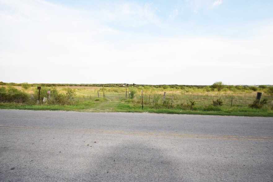 More Photos Of Old Nacagdoches Rd, New Braunfels Land For Sale