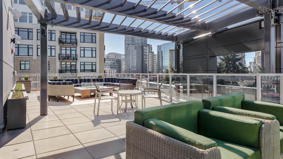 More Photos Of 221 Minor Ave N, Seattle Multifamily For Sale