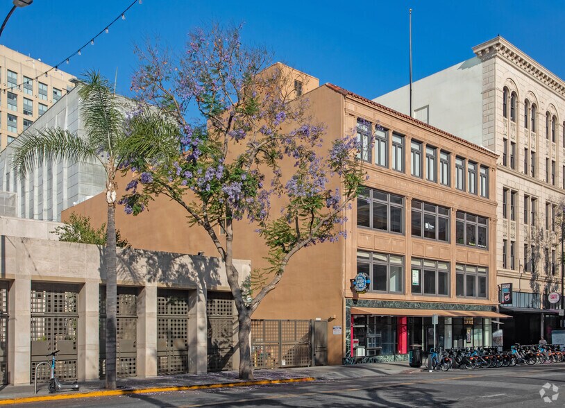 More Photos Of 325 S 1st St, San Jose Coworking Space