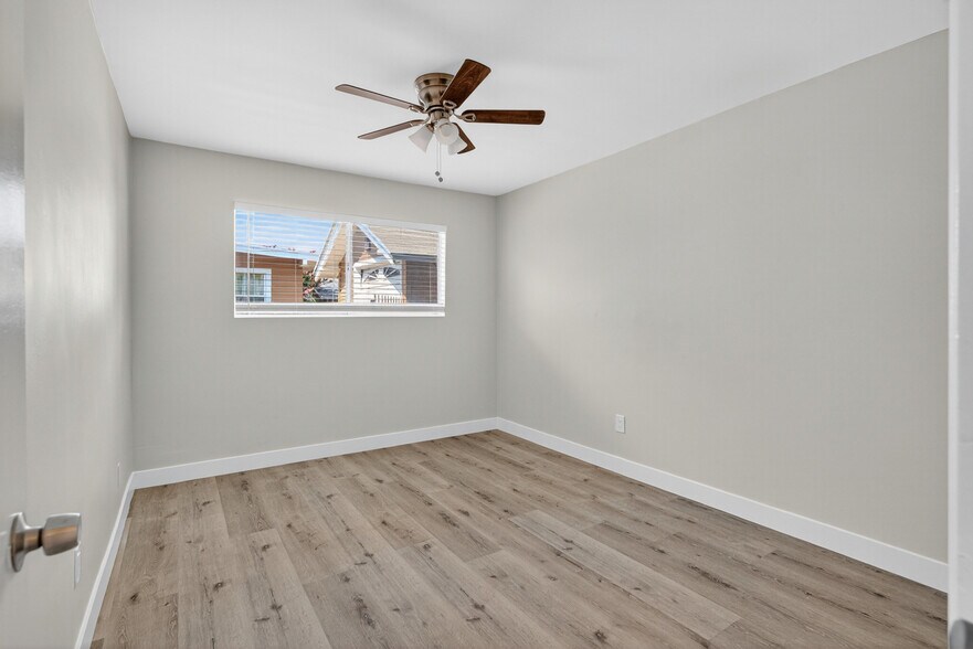 More Photos Of 1036 Saint Louis Ave, Long Beach Apartments For Sale