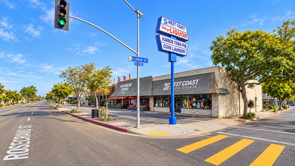 More Photos Of 1105 Rosecrans St, San Diego General Retail For Sale