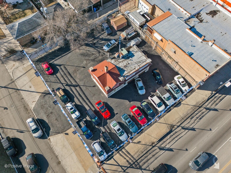 More Photos Of 2200 N Cicero Ave, Chicago Auto Dealership For Sale