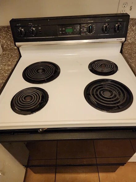 More Photos Of 67 Nedra Ct, Sacramento Apartments For Sale